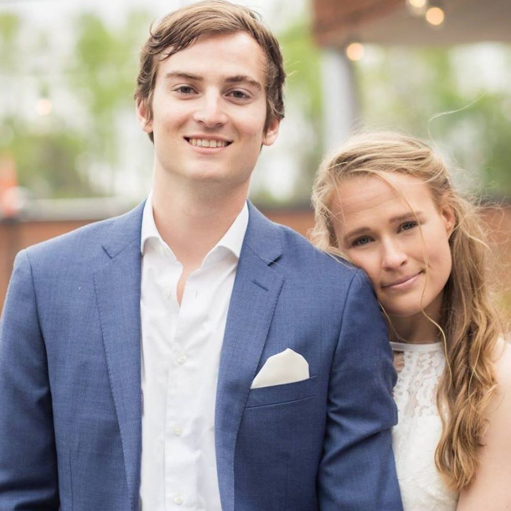 Meet your Posher, Caitlyn